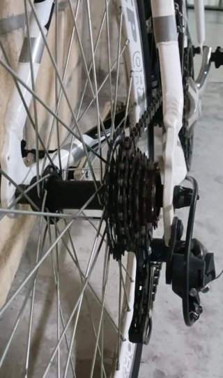 Gravel karreterako bizikleta, 8-12 urtekoentzat