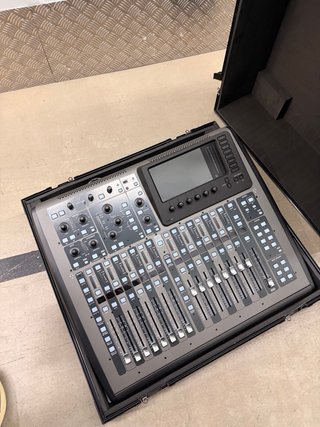 Mesa Behringer Compact X32
