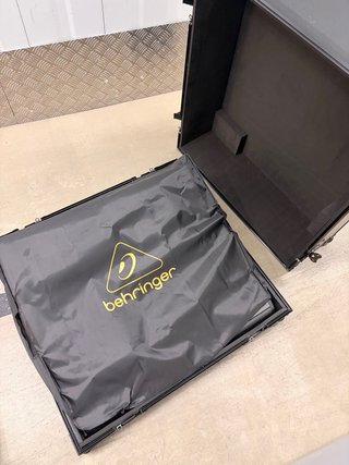 Mesa Behringer Compact X32