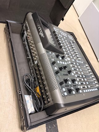 Mesa Behringer Compact X32