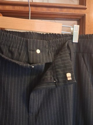Pantaloni donna a righe con banda laterale