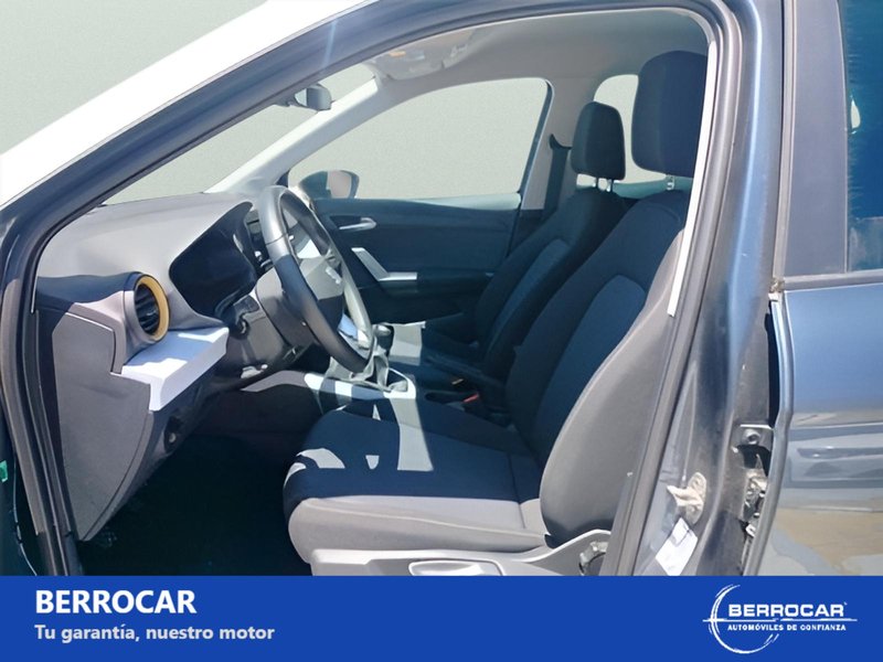 SEAT Arona 2025, foto 11
