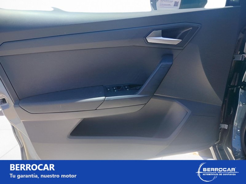 SEAT Arona 2025, foto 23