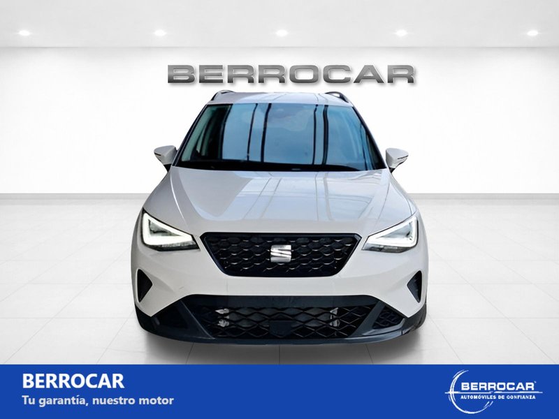 SEAT Arona 2016, foto 2