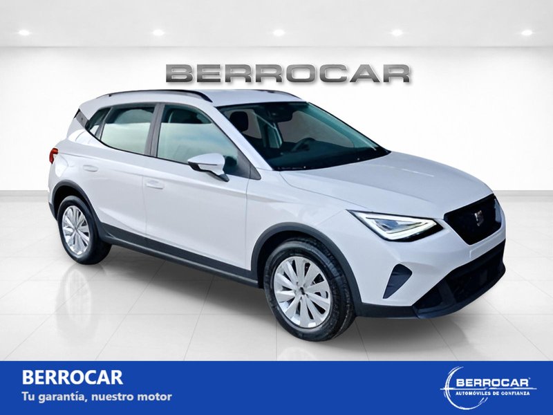 SEAT Arona 2016, foto 3