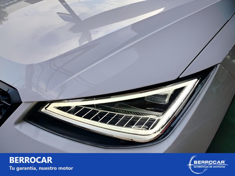 SEAT Arona 2016, foto 8