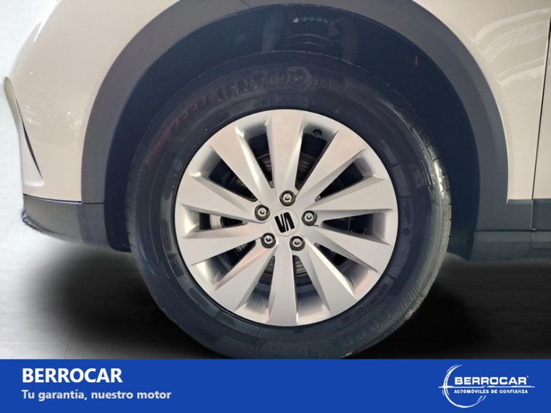 SEAT Arona 2016, foto 9