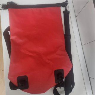 Mochila roja Dead Island