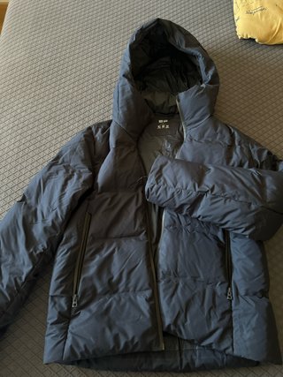 Abrigo plumífero Uniqlo azul marino Talla XS