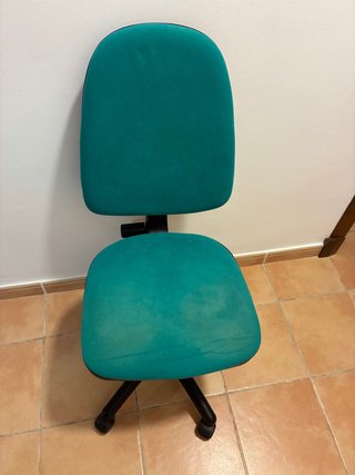Silla de oficina giratoria color verde azulado