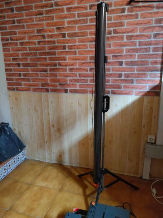 Pantalla de proyector trípode