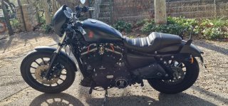 Harley-Davidson Negra