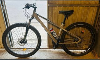 Bicicleta Romet Rambler Gris