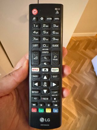 TV LG 32' LED Full HD SmartTV como nueva