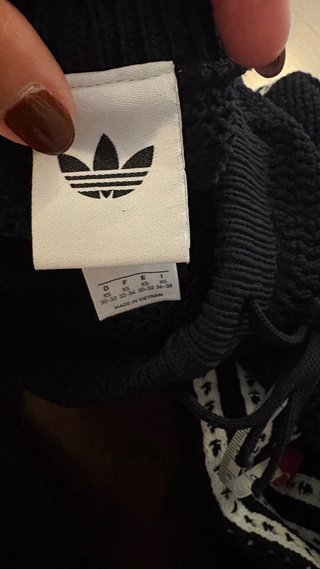 Pantaloni Adidas lavorati a maglia
