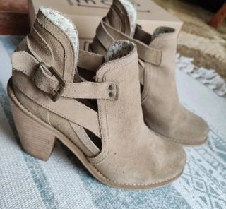Botines de ante beige t-38