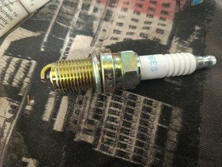 Bujía NGK BCPR6ES para Citroën