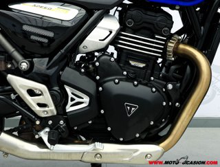 TRIUMPH SPEED 400 -APTA A2- GARANTÍA OFICIAL