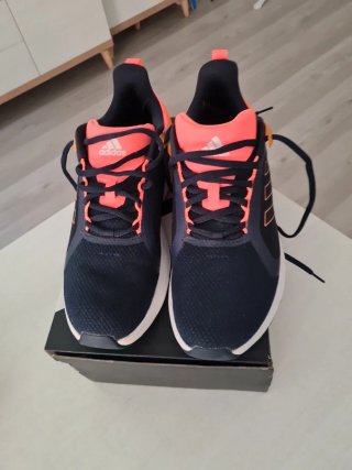 Zapatillas Adidas Negras y Rosas