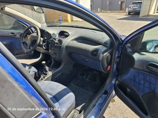 Peugeot 206, 1.4 gasolina, azul marino