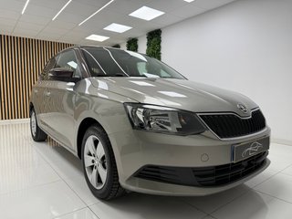 SKODA Fabia MPI Ambition desde 165€/mes*