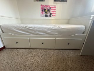Cama Diván Ikea Blanca con 2 colchones