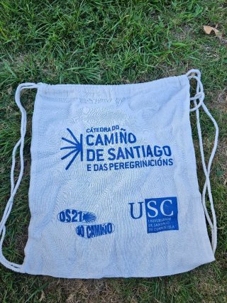 Mochila Os 21 do Camiño USC Beige