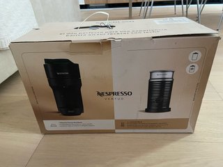 Cafetera Nespresso Vertuo Pop Black