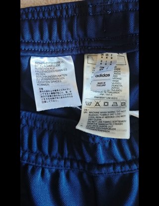 Lote UFV Adidas Chándal y Bata Blanca