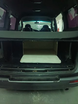 Hyundai H-1 1998