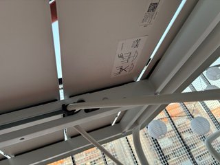 Mesa exterior blanca poco uso