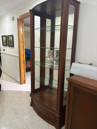 Espejo madera buena y 3 muebles