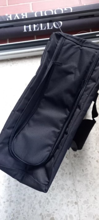 Bolso para máquina de coser Singer negro