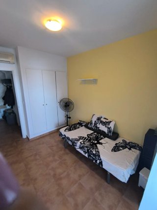 Habitación en chalet con jardin y piscina alquiler