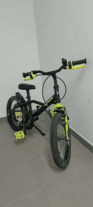 Bicicleta Infantil Btwin 16 Negra y Verde