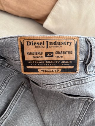 Pantalón Diesel Gris Hombre