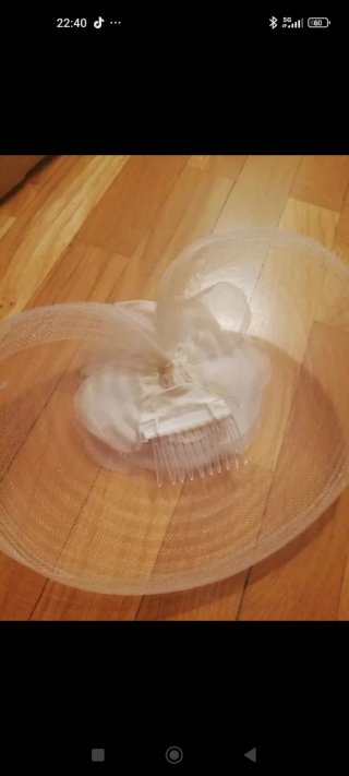 Tocado blanco invitada o novia