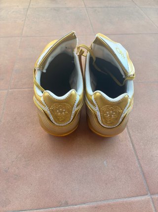Nike Tiempo Legend R10 Oro Usados una vez
