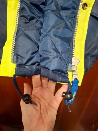 Chaqueta hombre azul y amarillo