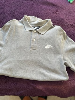 Polo Nike Gris