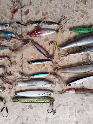 Lote señuelos pesca variados