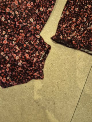 Blusa floral manga larga