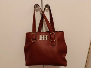 Bolso de Bimba y lola marrón no hago envío.