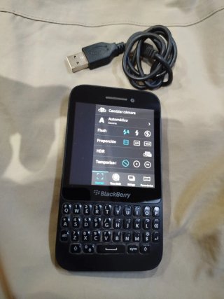 Teléfono Blackberry R10/Q5 Negro