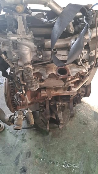 Motor Nissan PULSAR