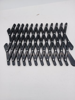 TRIXIE Rejilla Ventilación para Coche, 30-110 cm, Negro, Perro