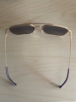 Gafas de sol Carrera doradas y grises