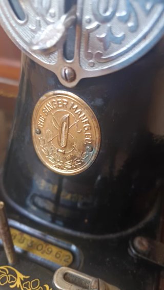 Máquina de coser Singer antigua 15k