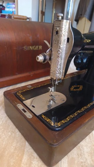 Máquina de coser Singer antigua 15k