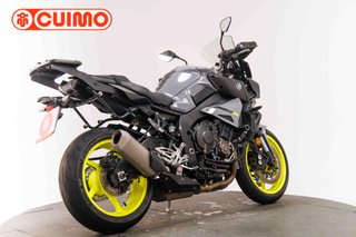 YAMAHA MT 10